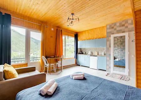 Nest Hotel Bordzjomi Buitenkant foto